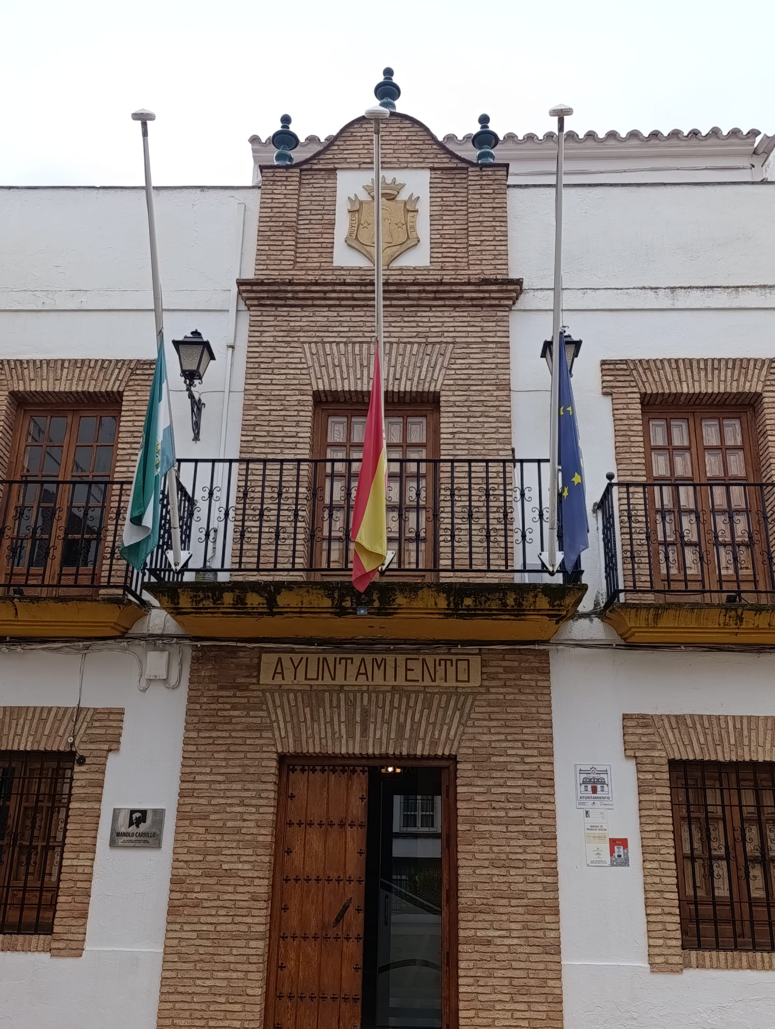 El Ayuntamiento de Almedinilla suspende su presencia en FITUR por luto nacional tras el accidente ferroviario de Adamuz