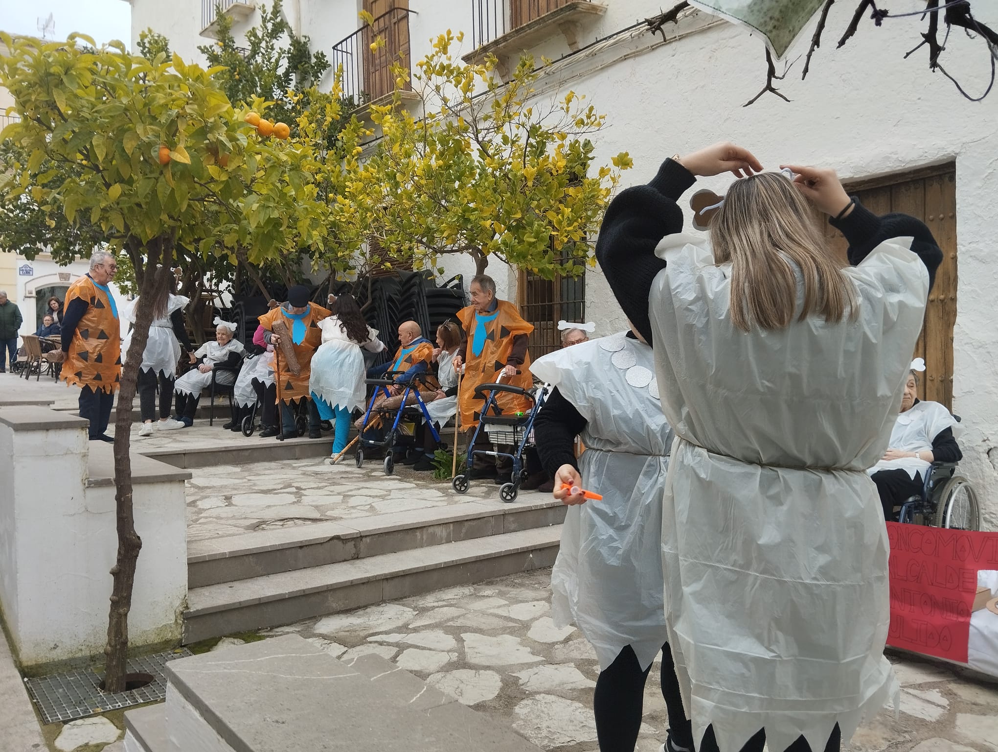 Amor, color y alegría: Febrero brilla un año más en la Residencia de mayores “Alcalde Antonio Pulido”