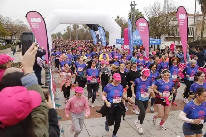 El 8M llena Córdoba de reivindicación y deporte y llega a Almedinilla con cultura, convivencia y reflexión