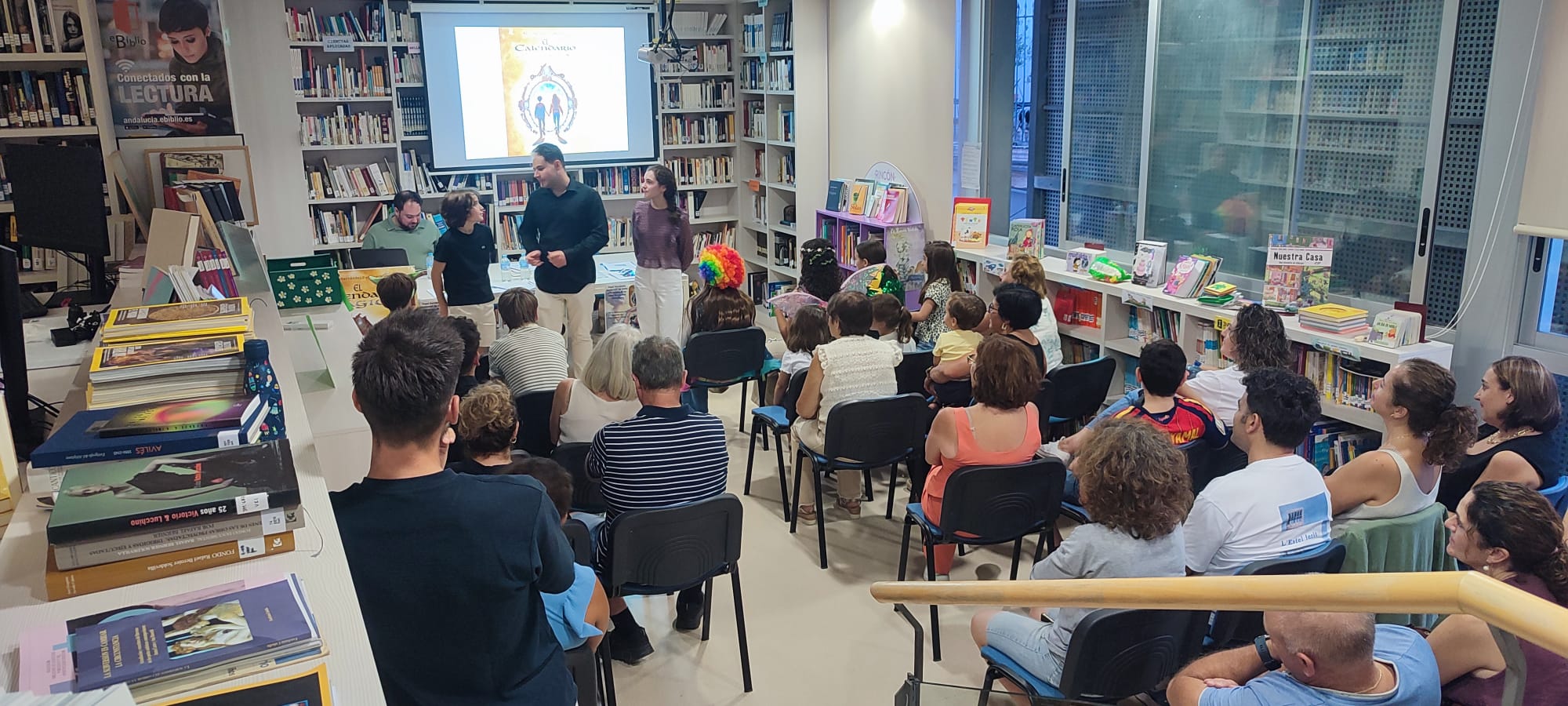 La biblioteca de Almedinilla alberga una nueva presentación de libro